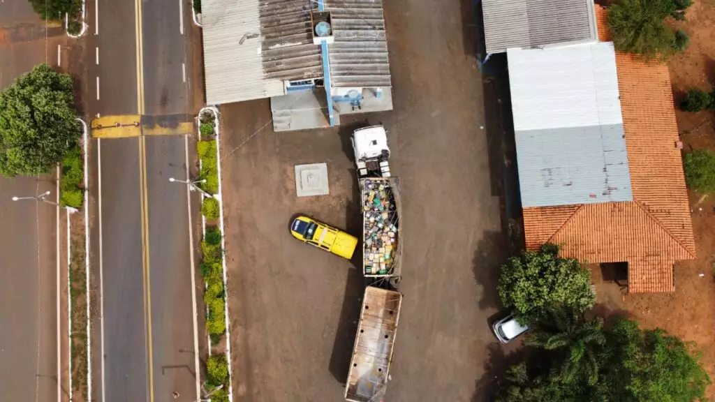 PMR apreende mais de 20 toneladas de maconha escondidas em carga de milho em Amambai PMR apreende mais de 20 toneladas de maconha escondidas em carga de milho em Amambai