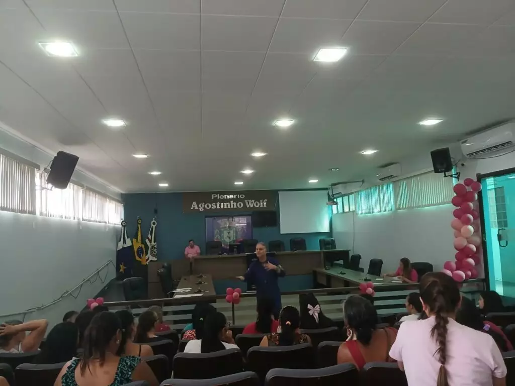 Ação do Outubro Rosa leva atendimentos gratuitos às mulheres de Aral Moreira Ação do Outubro Rosa leva atendimentos gratuitos às mulheres de Aral Moreira