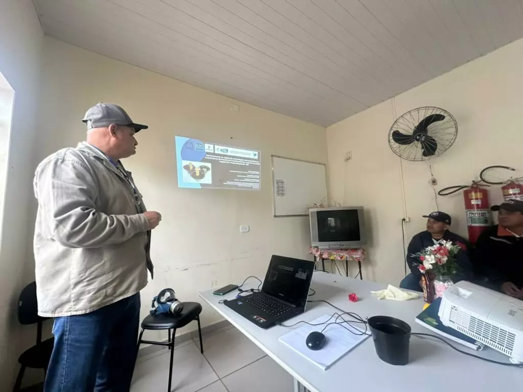 Agentes de Controle de Endemias de Iguatemi participam de curso do Programa Estadual de Monitoramento de Arbovirose-Ovitramas Agentes de Controle de Endemias de Iguatemi participam de curso do Programa Estadual de Monitoramento de Arbovirose-Ovitramas