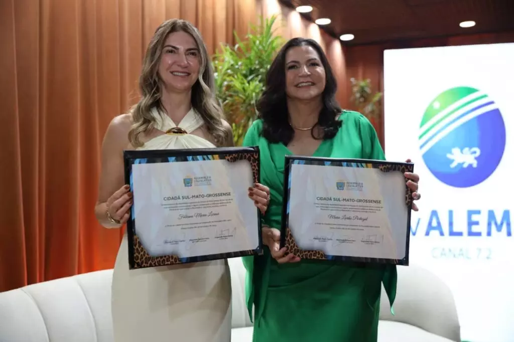 Prefeita Lurdes Portugal é homenageada com título de cidadã sul-mato-grossense e celebra reconhecimento ao trabalho por Caarapó Prefeita Lurdes Portugal é homenageada com título de cidadã sul-mato-grossense e celebra reconhecimento ao trabalho por Caarapó