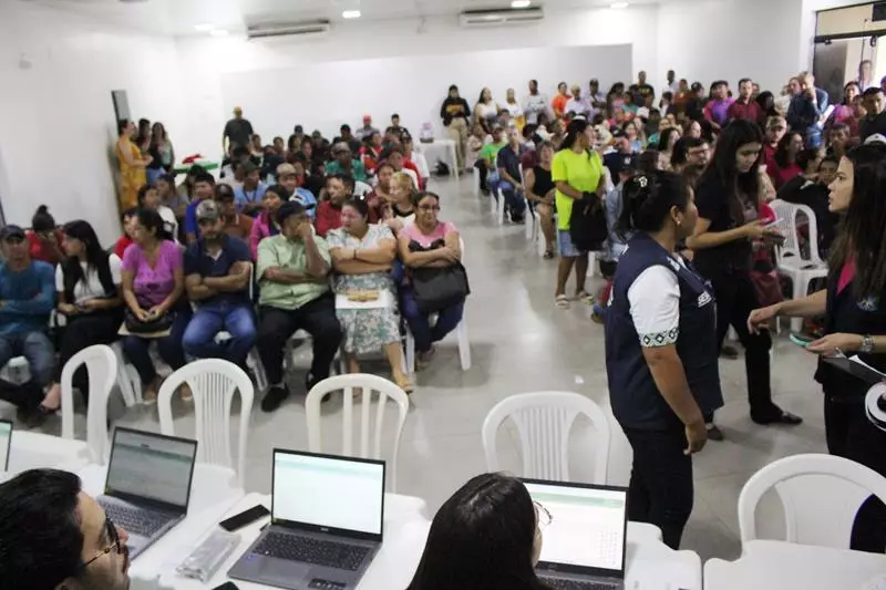 Em atenção a pedido da vereadora Suzana, Van dos Direitos e Justiça Itinerante atenderam mais de 250 pessoas nesta sexta em Amambai Em atenção a pedido da vereadora Suzana, Van dos Direitos e Justiça Itinerante atenderam mais de 250 pessoas nesta sexta em Amambai