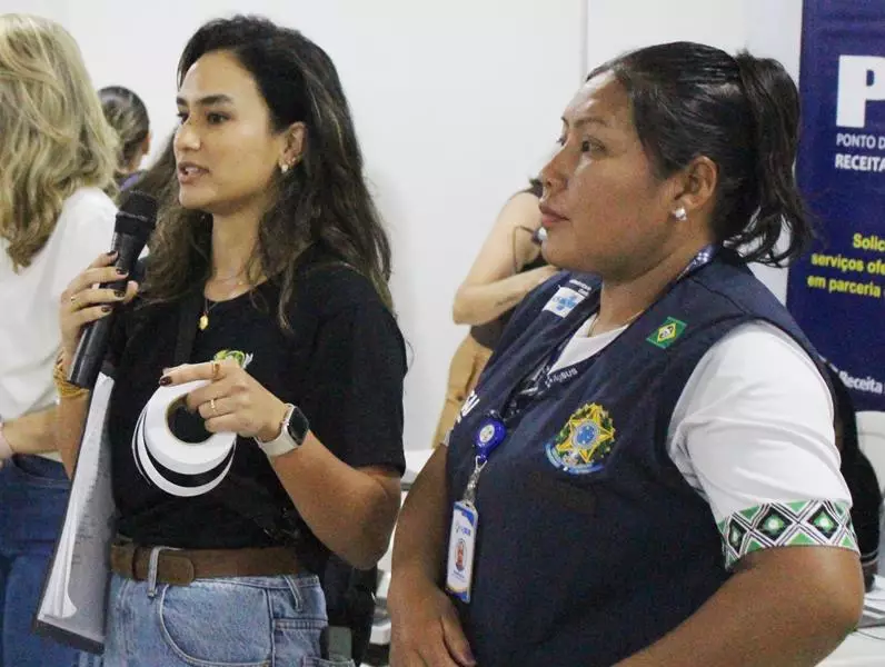 Em atenção a pedido da vereadora Suzana, Van dos Direitos e Justiça Itinerante atenderam mais de 250 pessoas nesta sexta em Amambai Em atenção a pedido da vereadora Suzana, Van dos Direitos e Justiça Itinerante atenderam mais de 250 pessoas nesta sexta em Amambai