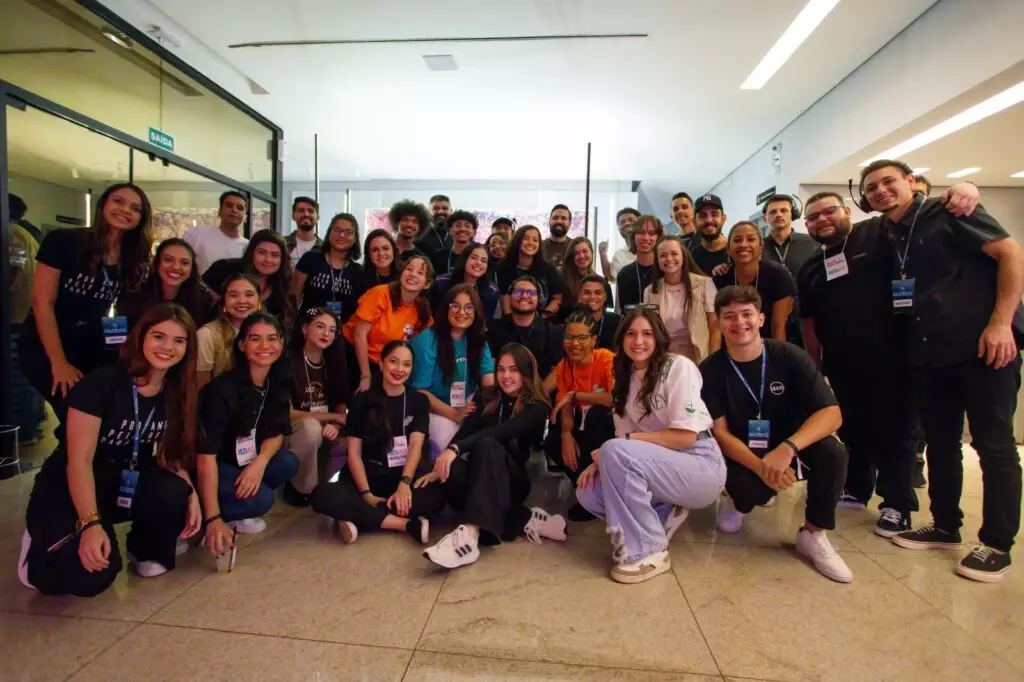 Jovens cristãos em unidade promovem mutirão de doação de sangue para reabastecer estoques em Campo Grande Jovens cristãos em unidade promovem mutirão de doação de sangue para reabastecer estoques em Campo Grande