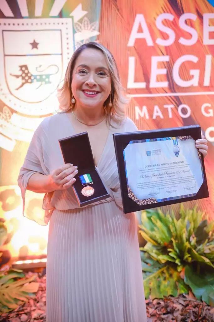 Assembleia homenageia personalidades indicadas por Lia Nogueira Assembleia homenageia personalidades indicadas por Lia Nogueira