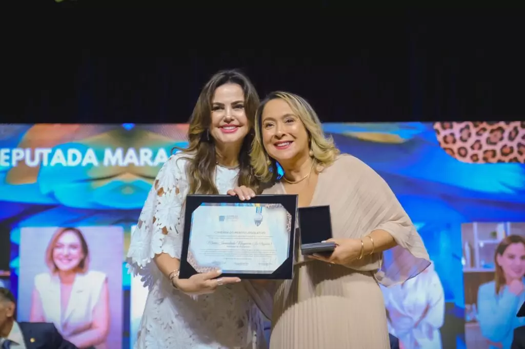 Assembleia homenageia personalidades indicadas por Lia Nogueira Assembleia homenageia personalidades indicadas por Lia Nogueira