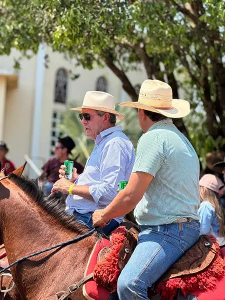 Com a participação de centenas de pessoas Cavalgada dos Amigos foi sucesso total em Paranhos