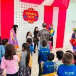 CEI Criança Feliz de Paranhos recebe apresentação da Turma da Alegria CEI Criança Feliz de Paranhos recebe apresentação da Turma da Alegria