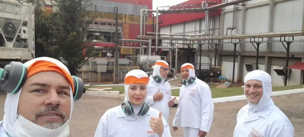 Presidente da Câmara vereador Darci visita frigorífico de frango no Paraná e destaca possibilidade da empresa se instalar em Amambai Presidente da Câmara vereador Darci visita frigorífico de frango no Paraná e destaca possibilidade da empresa se instalar em Amambai