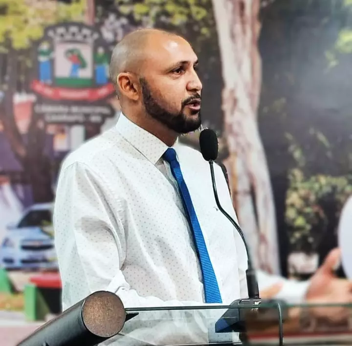 Nilsinho agradece à prefeita Lurdes e equipe pela restauração dos monumentos históricos do município em Caarapó Nilsinho agradece à prefeita Lurdes e equipe pela restauração dos monumentos históricos do município em Caarapó