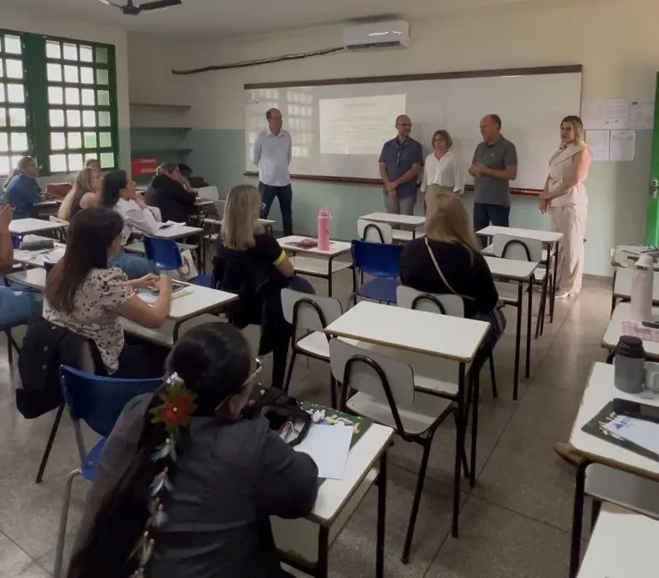 Amambai: 5º Encontro Regional Formativo encerra dois dias de diálogos, trocas e oficinas que fortaleceram a educação no Cone Sul Amambai: 5º Encontro Regional Formativo encerra dois dias de diálogos, trocas e oficinas que fortaleceram a educação no Cone Sul
