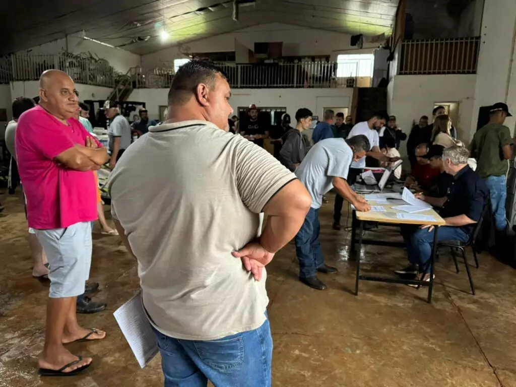 Leilão presencial em Tacuru arrecada recursos com bens inservíveis Leilão presencial em Tacuru arrecada recursos com bens inservíveis