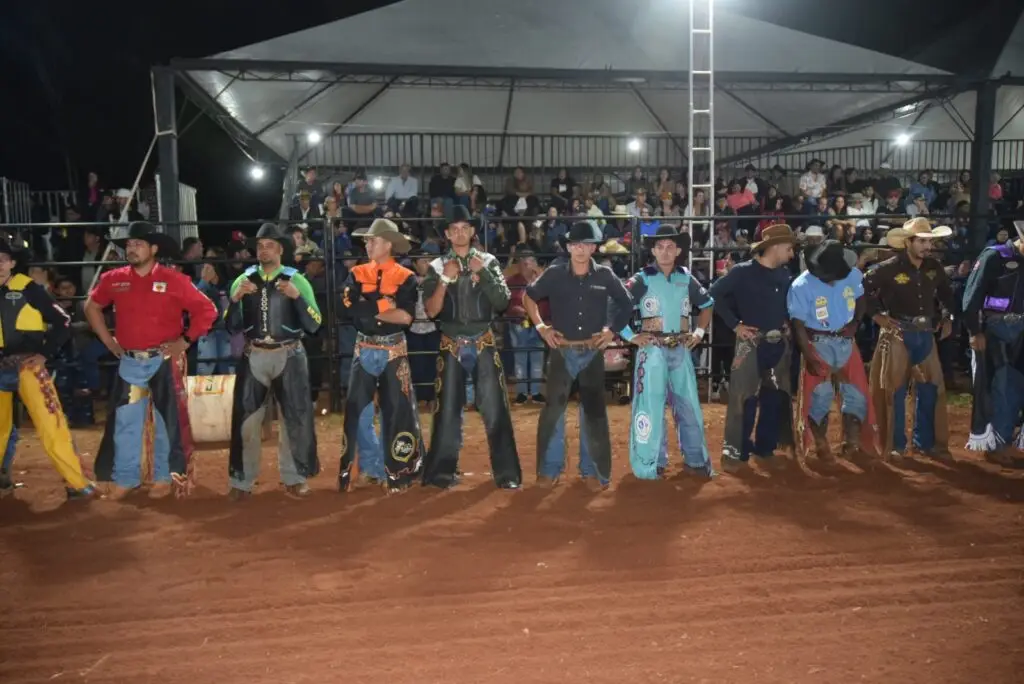 Iguatemi: Com três dias de competição e participação de 42 peões, 1º Rodeio Fest Show movimentou Assentamento Colorado e região