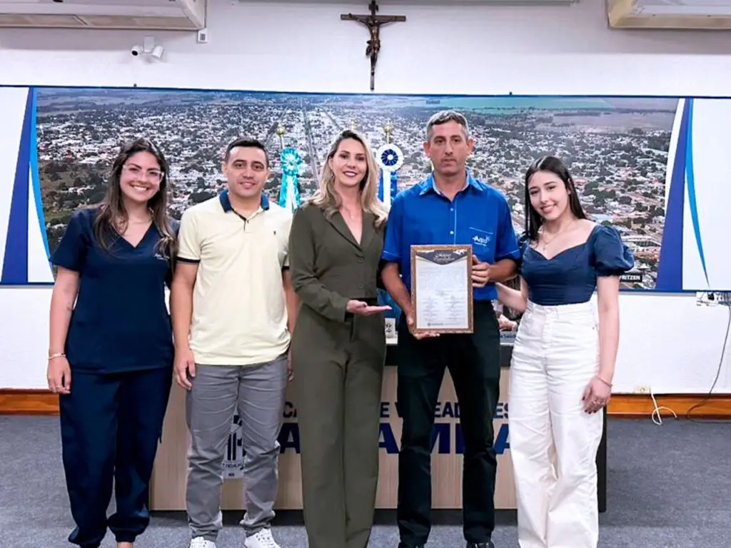 Por indicação de Suzana Ulisses, Câmara de Amambai homenageia motorista de ônibus universitário