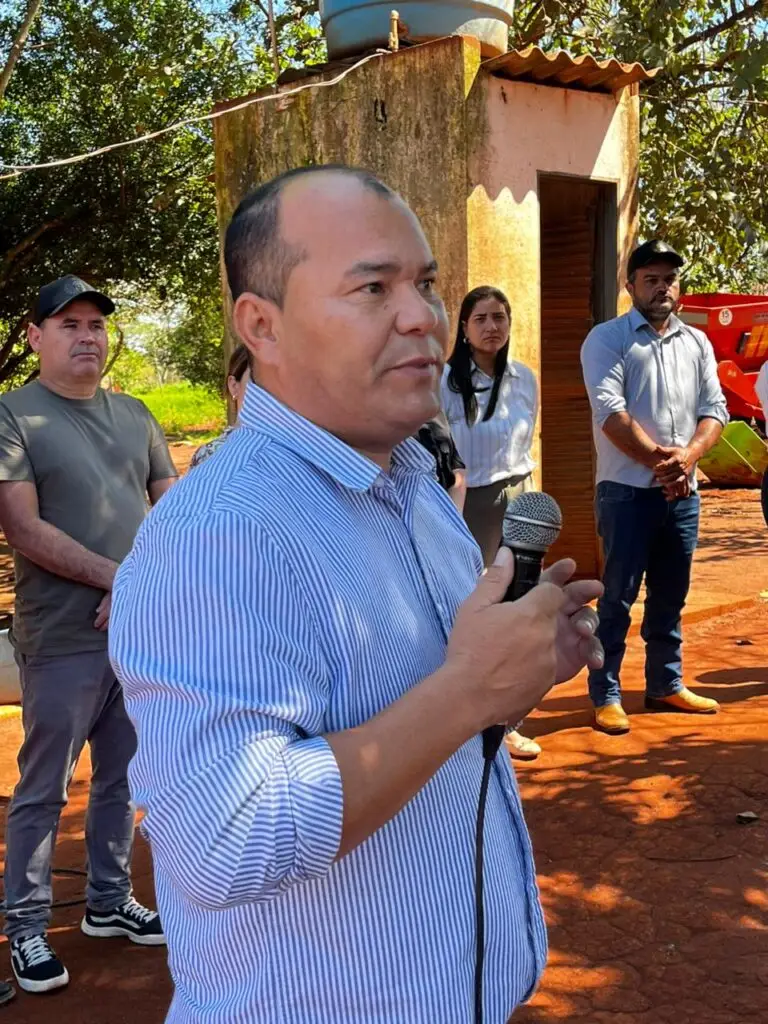 Prefeitura de Aral Moreira entrega primeiras casas populares na Aldeia Guassuty