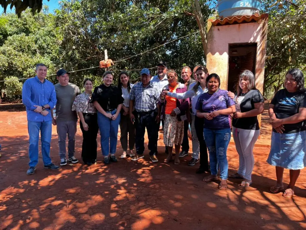 Prefeitura de Aral Moreira entrega primeiras casas populares na Aldeia Guassuty