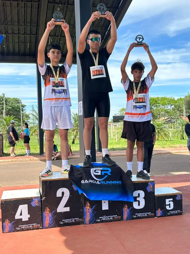 Run Sapucaia conquista troféu de maior equipe na II Corrida Circuito Analy, em Amambai