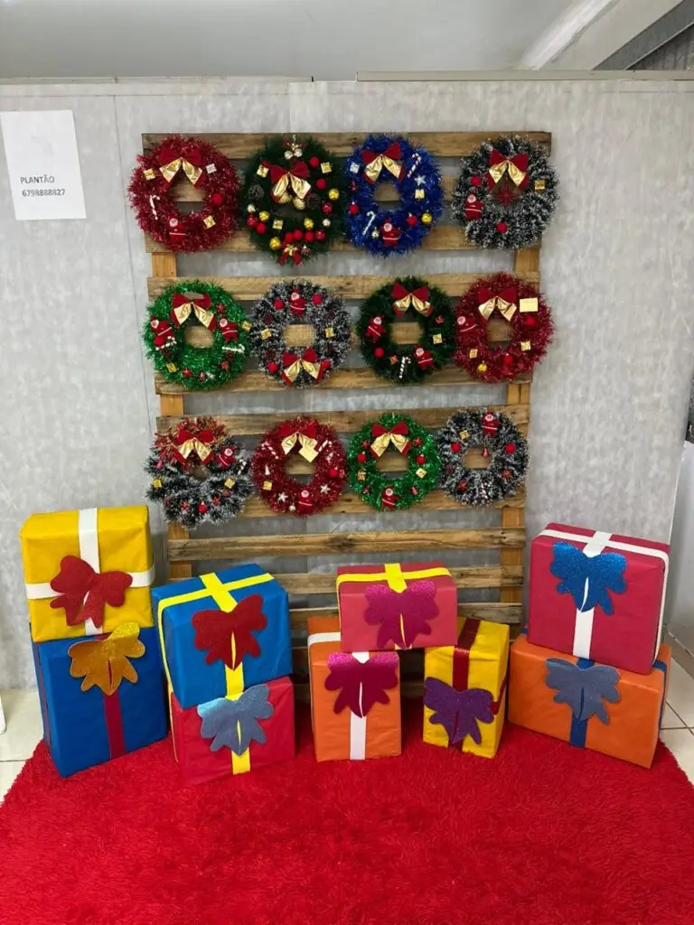 Iguatemi: Assistência Social promove oficina para confecção de guirlandas, com mães do Programa Criança Feliz Iguatemi: Assistência Social promove oficina para confecção de guirlandas, com mães do Programa Criança Feliz