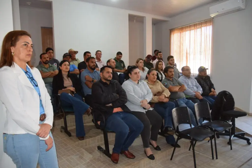 Secretaria de Desenvolvimento Econômico de Iguatemi promove reunião entre a Semadesc e representantes dos municípios do Cone Sul