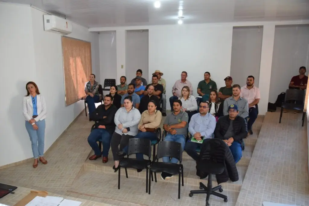 Secretaria de Desenvolvimento Econômico de Iguatemi promove reunião entre a Semadesc e representantes dos municípios do Cone Sul