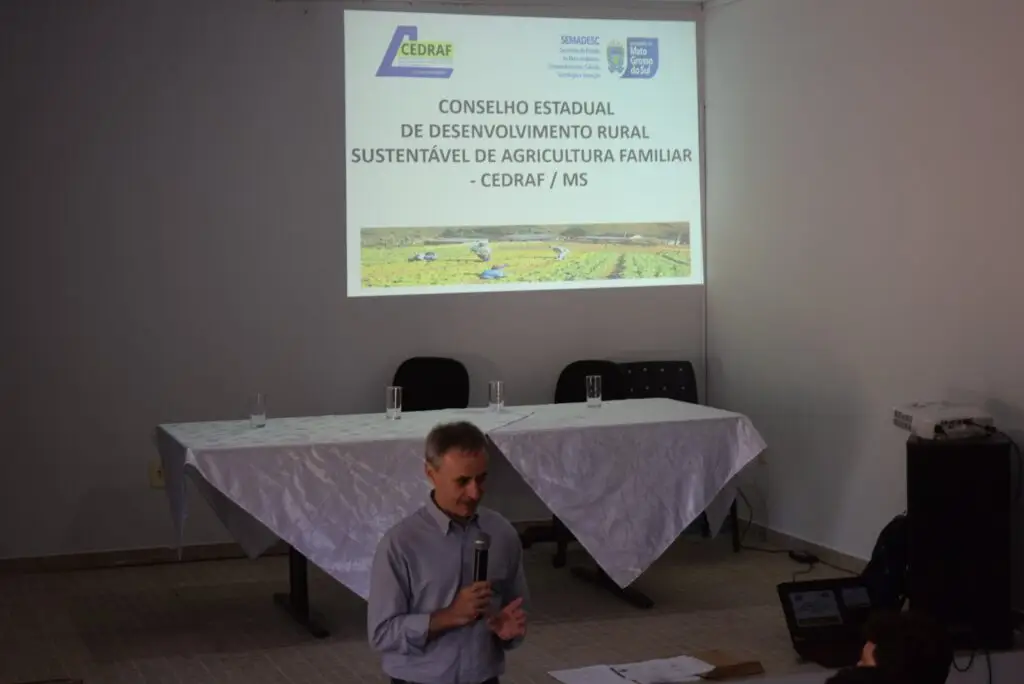 Secretaria de Desenvolvimento Econômico de Iguatemi promove reunião entre a Semadesc e representantes dos municípios do Cone Sul