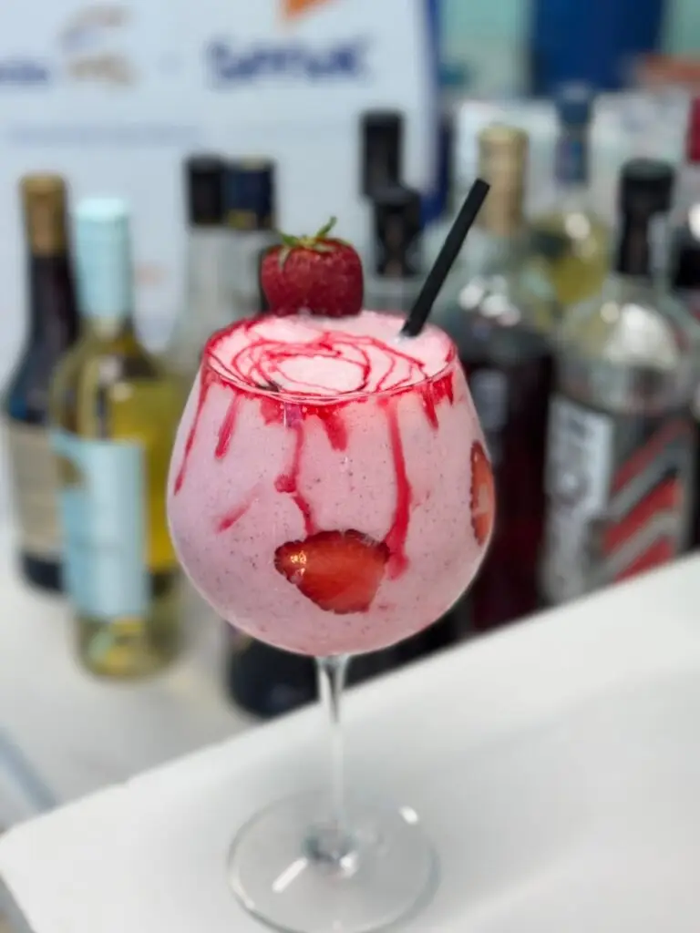 Curso de Batidas e Coquetéis capacita 15 alunos em Coronel Sapucaia Curso de Batidas e Coquetéis capacita 15 alunos em Coronel Sapucaia