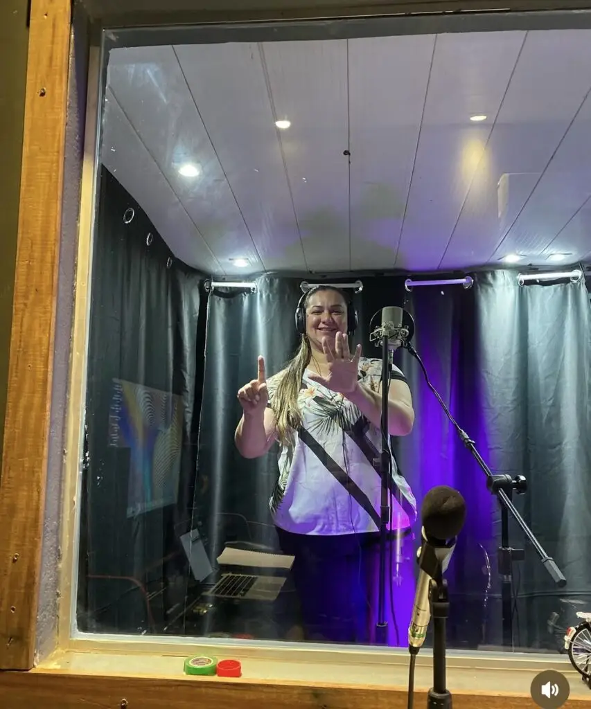 De músico a estrategista político: Matheus Fernandes, o marketeiro por trás da primeira prefeita mulher de Aral Moreira De músico a estrategista político: Matheus Fernandes, o marketeiro por trás da primeira prefeita mulher de Aral Moreira