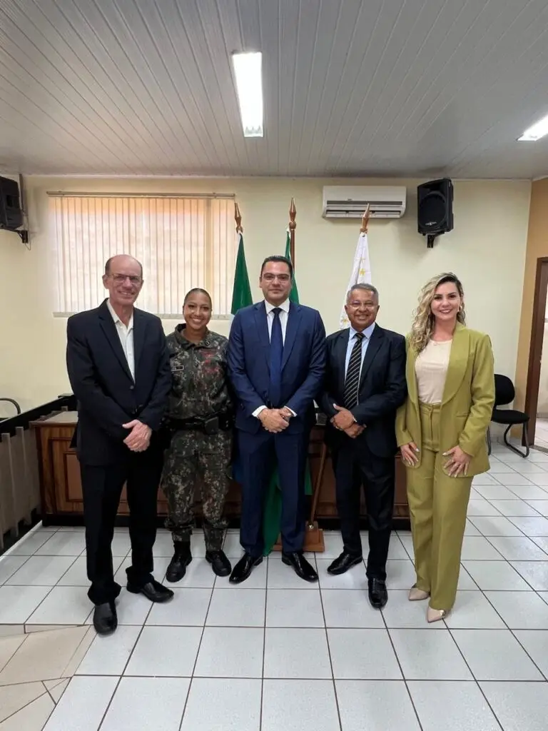 Dr. Renan da Silva Pinto assume como juiz titular da Vara Criminal da Comarca de Amambai