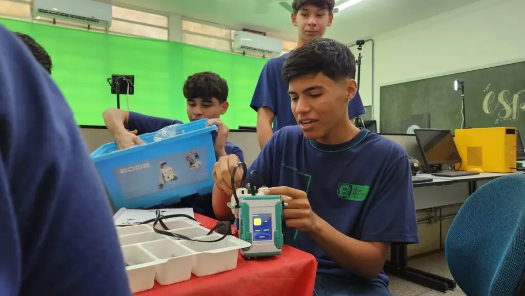 Robótica Educacional transforma a aprendizagem nas escolas estaduais de Mato Grosso do Sul Robótica Educacional transforma a aprendizagem nas escolas estaduais de Mato Grosso do Sul