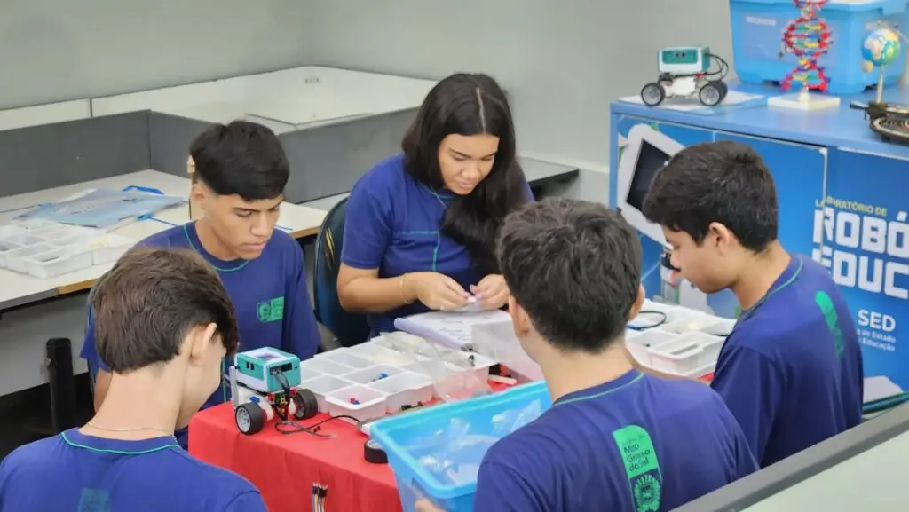 Robótica Educacional transforma a aprendizagem nas escolas estaduais de Mato Grosso do Sul Robótica Educacional transforma a aprendizagem nas escolas estaduais de Mato Grosso do Sul