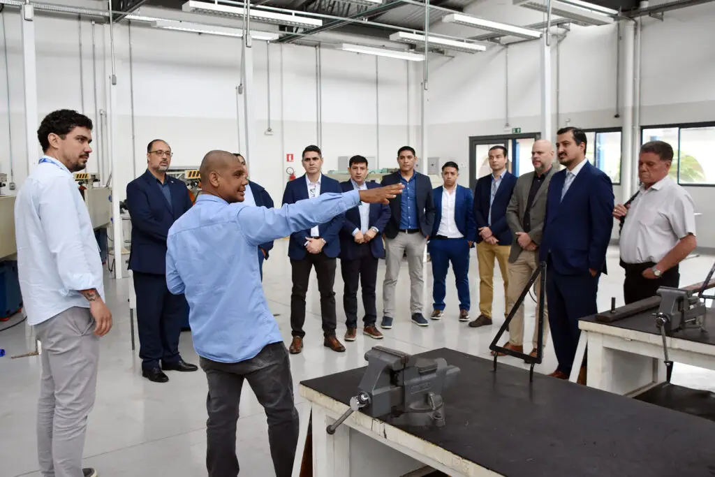 Fiems recebe comitiva de empresários da Bolívia para discutir oportunidades de negócio com MS