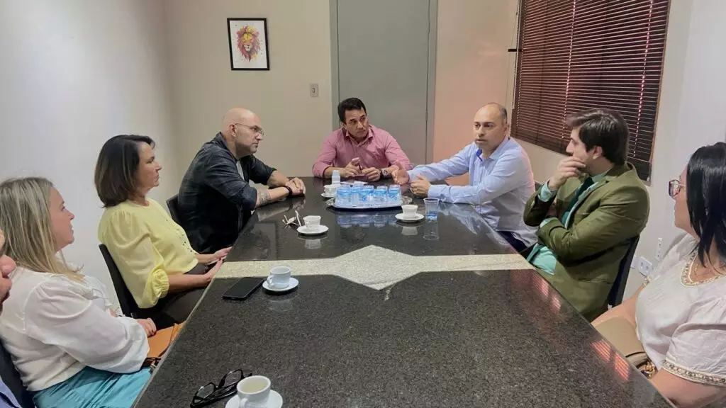 Governo do Estado e Prefeitura de Naviraí Alinham Estratégias para Expansão da Educação Regular e Profissional