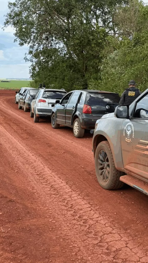 Laguna Carapã: DOF intercepta comboio com R$ 275 mil em materiais de contrabando e descaminho Laguna Carapã: DOF intercepta comboio com R$ 275 mil em materiais de contrabando e descaminho