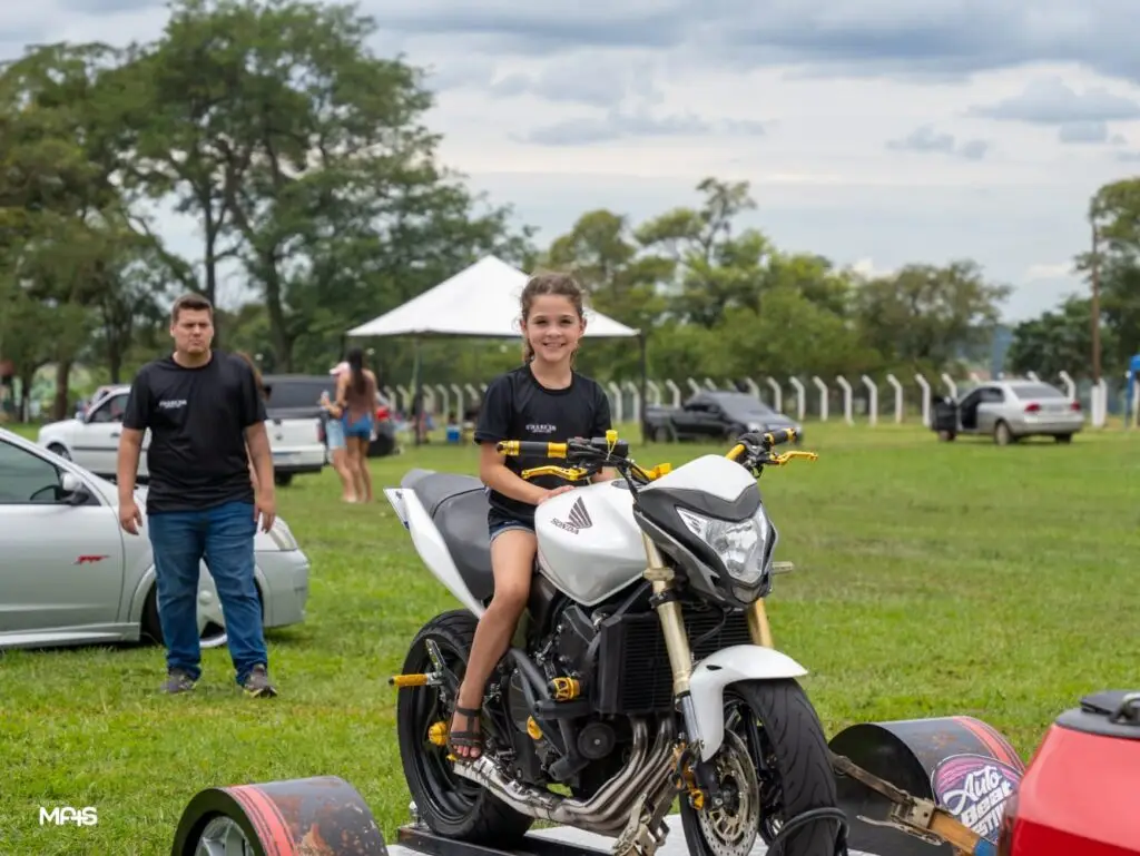 7º Encontro de Som Automotivo e Rebaixados foi sucesso total em Amambai 7º Encontro de Som Automotivo e Rebaixados foi sucesso total em Amambai