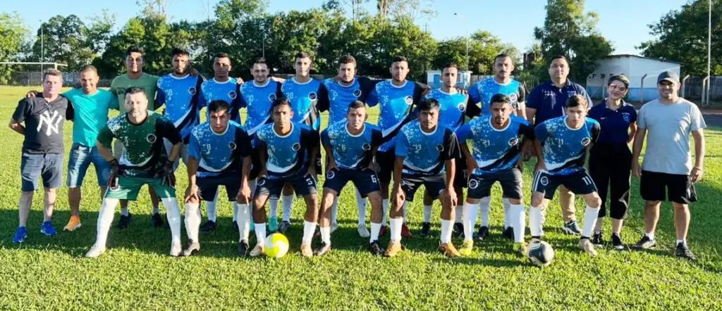 Flamboyant/Supermercado Manso faz 3x1 na final e é campeã da Copa Mansano de Futebol 2025 em Amambai