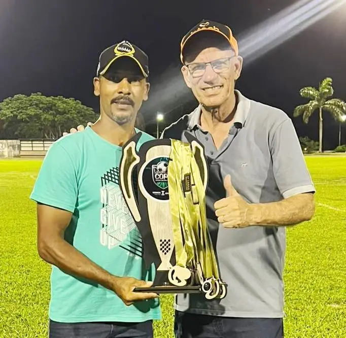 Flamboyant/Supermercado Manso faz 3x1 na final e é campeã da Copa Mansano de Futebol 2025 em Amambai