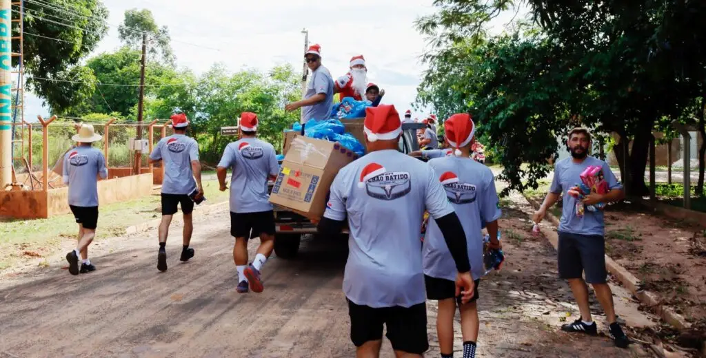 Ação de Natal Chão Batido chega à 20ª edição levando alegria a milhares de crianças em Sete Quedas