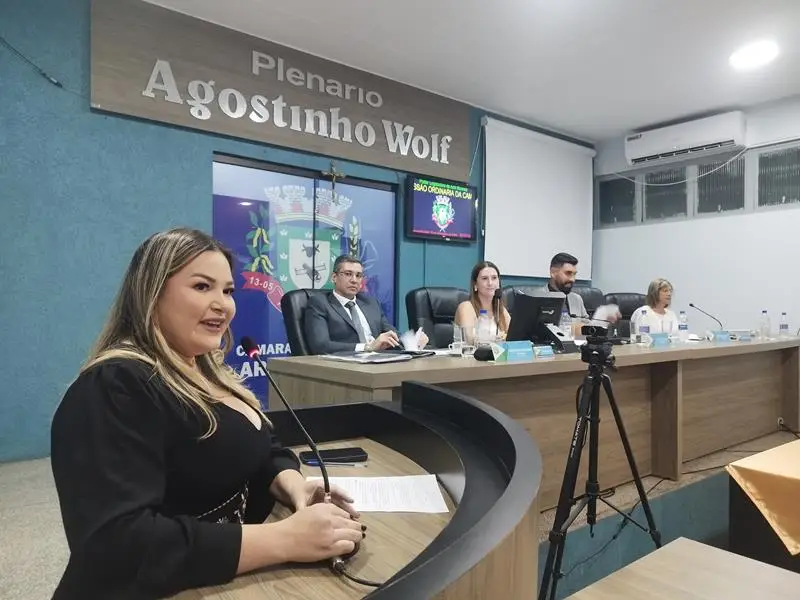 Aprovações do PPA, da LOA e homenagens marcaram o encerramento do ano legislativo 2025 em Aral Moreira