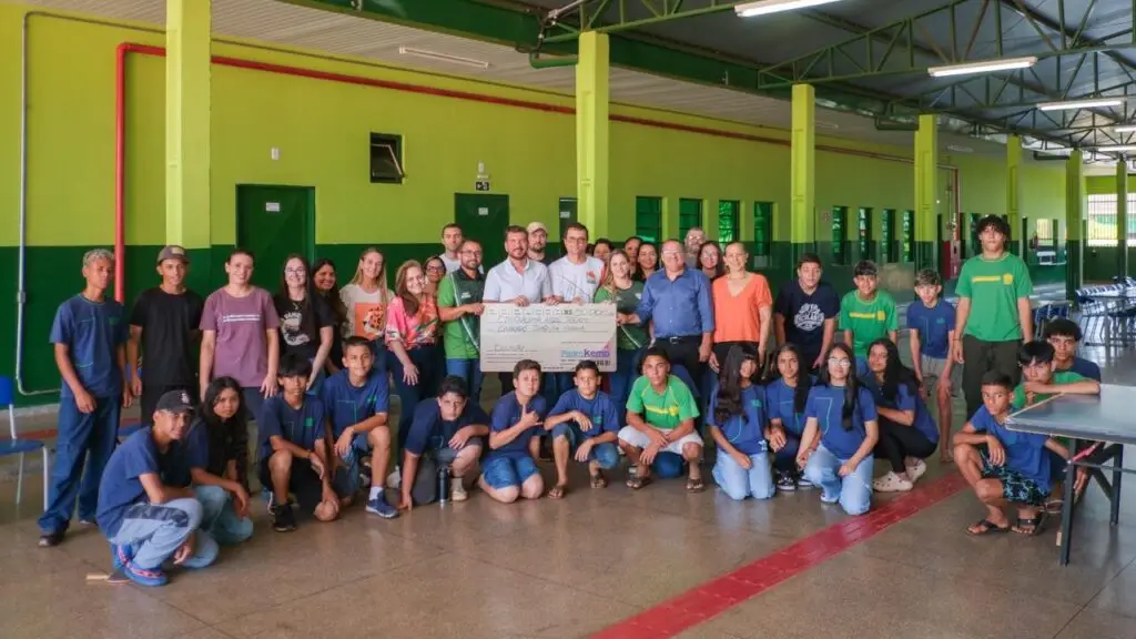 Professor Pontinha recepciona Pedro Kemp para entrega de emendas e kits de brinquedos em Caarapó Professor Pontinha recepciona Pedro Kemp para entrega de emendas e kits de brinquedos em Caarapó