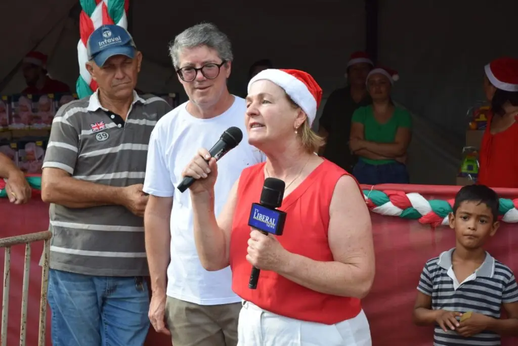 4 mil brinquedos distribuídos levam alegria às crianças iguatemienses na 5ª edição do Natal Feliz