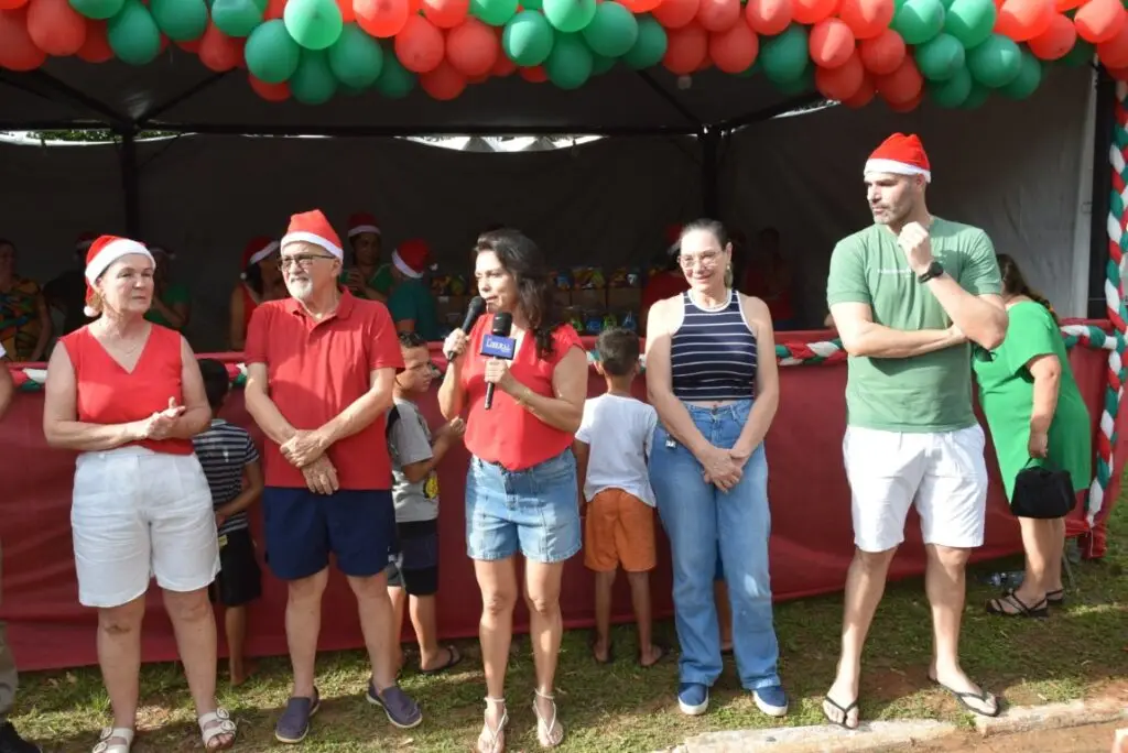 4 mil brinquedos distribuídos levam alegria às crianças iguatemienses na 5ª edição do Natal Feliz
