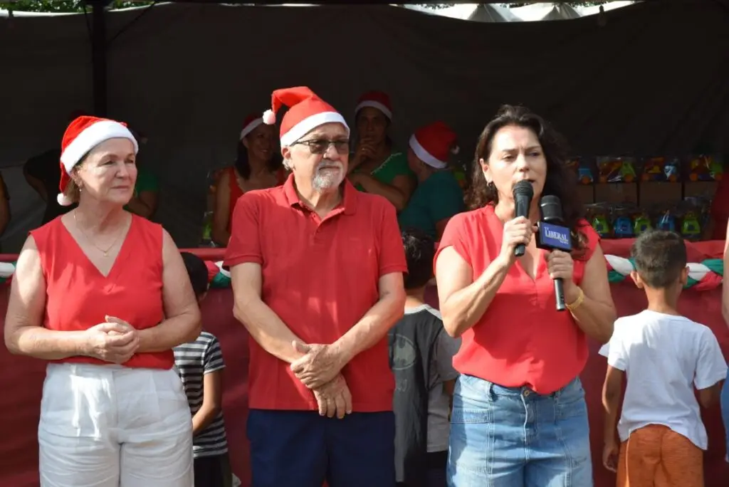 4 mil brinquedos distribuídos levam alegria às crianças iguatemienses na 5ª edição do Natal Feliz