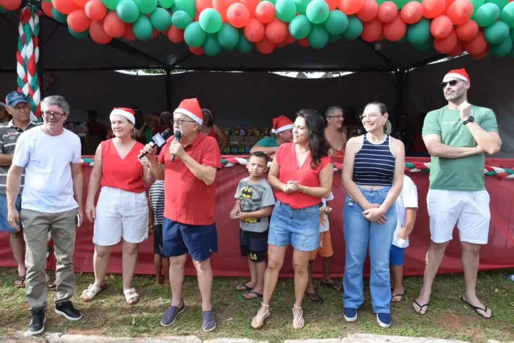 4 mil brinquedos distribuídos levam alegria às crianças iguatemienses na 5ª edição do Natal Feliz