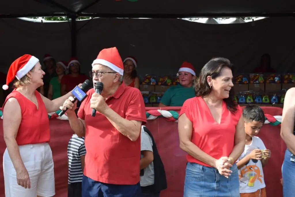 4 mil brinquedos distribuídos levam alegria às crianças iguatemienses na 5ª edição do Natal Feliz