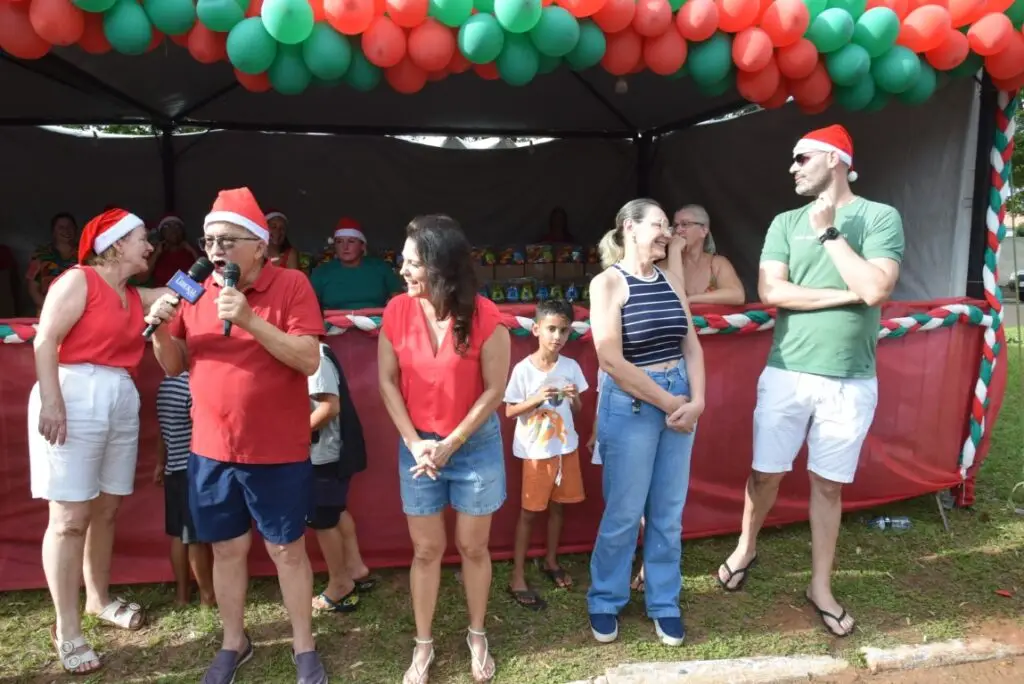 4 mil brinquedos distribuídos levam alegria às crianças iguatemienses na 5ª edição do Natal Feliz