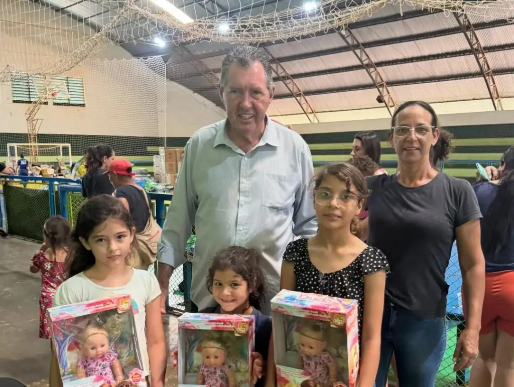 Concluídas as entregas de brinquedos em Paranhos