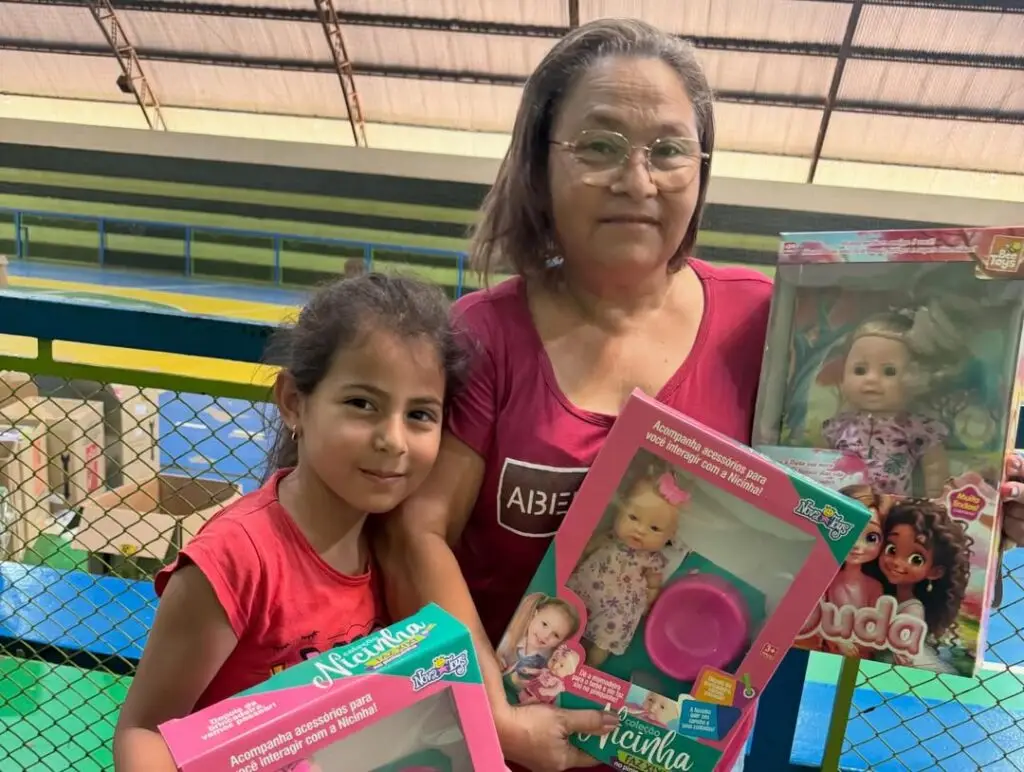 Concluídas as entregas de brinquedos em Paranhos