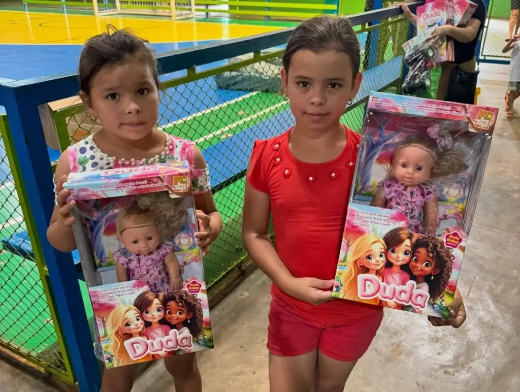 Concluídas as entregas de brinquedos em Paranhos