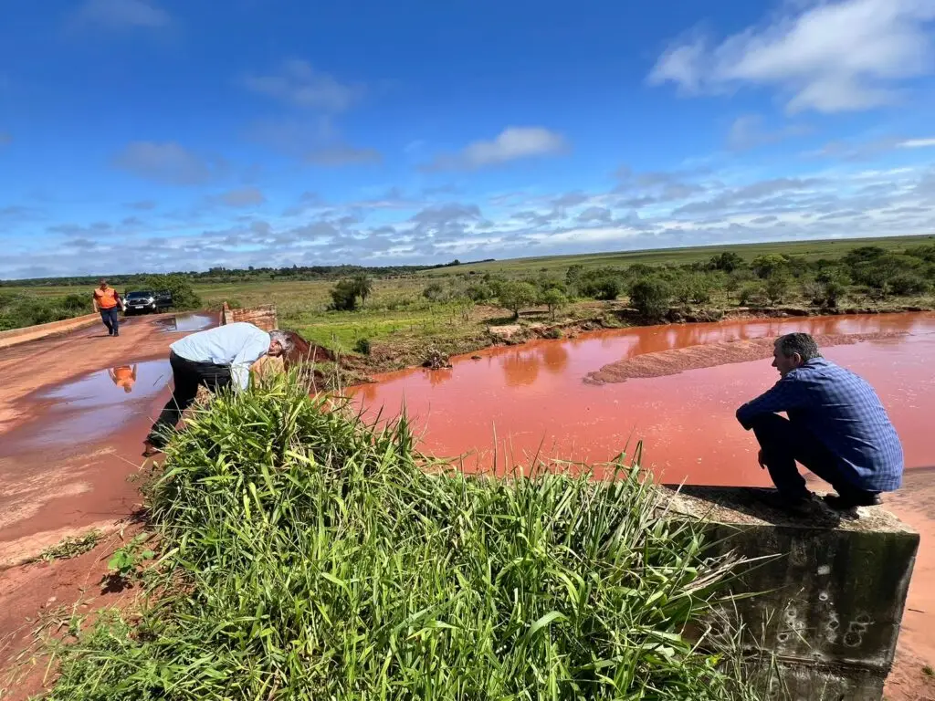 Após grandes estragos provocados pelas chuvas Paranhos pode decretar situação de emergência Após grandes estragos provocados pelas chuvas Paranhos pode decretar situação de emergência