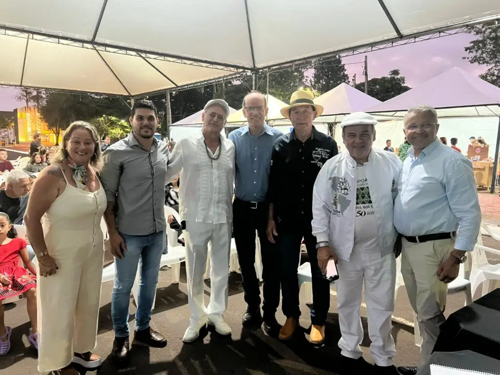 11º Festibai transforma sábado em noite de talento, música e espírito natalino em Amambai 11º Festibai transforma sábado em noite de talento, música e espírito natalino em Amambai