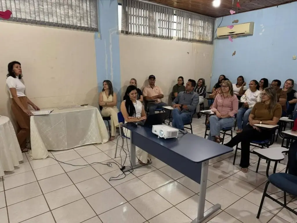 Tacuru realiza 1ª edição do Prêmio Professor Destaque 2025 Tacuru realiza 1ª edição do Prêmio Professor Destaque 2025